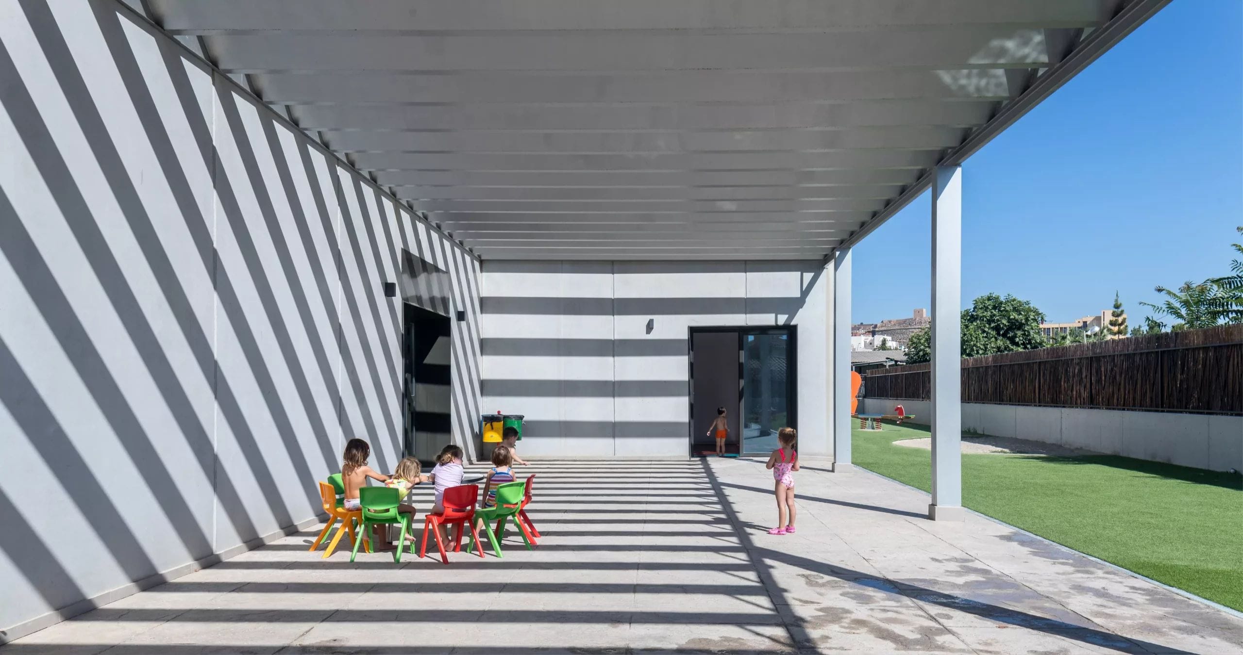 instalacione-zona-infantil-colegio-alma-lorca
